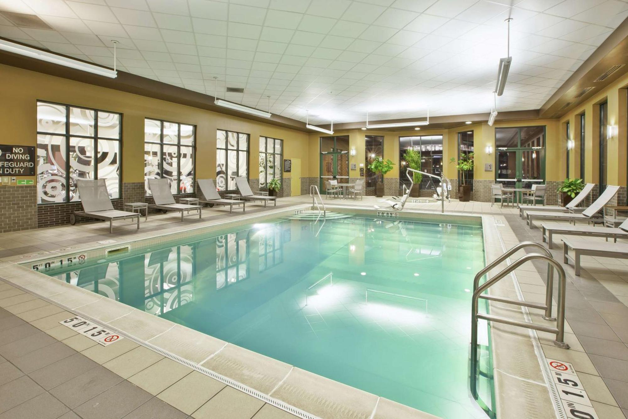 Embassy Suites Columbus - Airport Eksteriør bilde