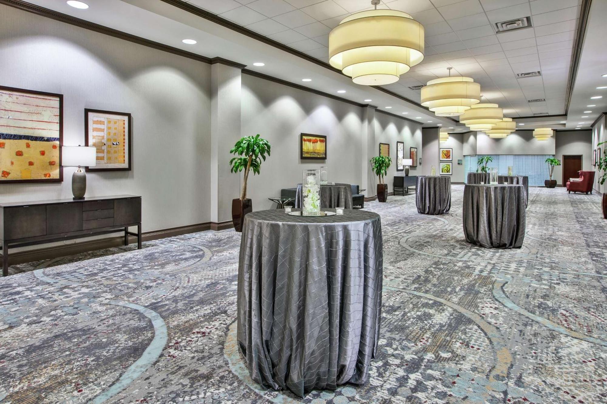 Embassy Suites Columbus - Airport Eksteriør bilde